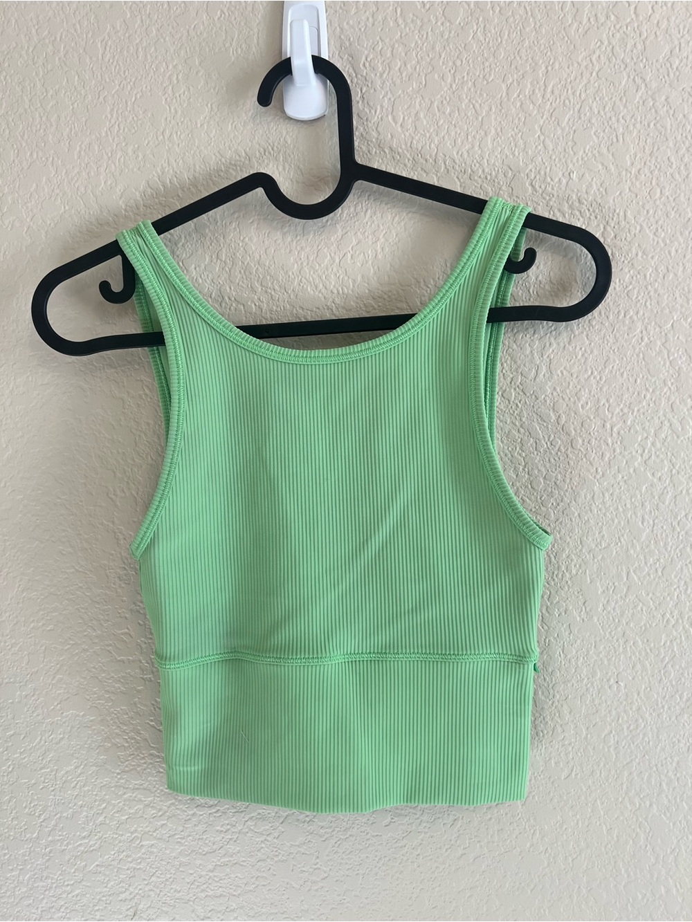 lululemon athletica Light Green Ribbed Cropped Tank Size S